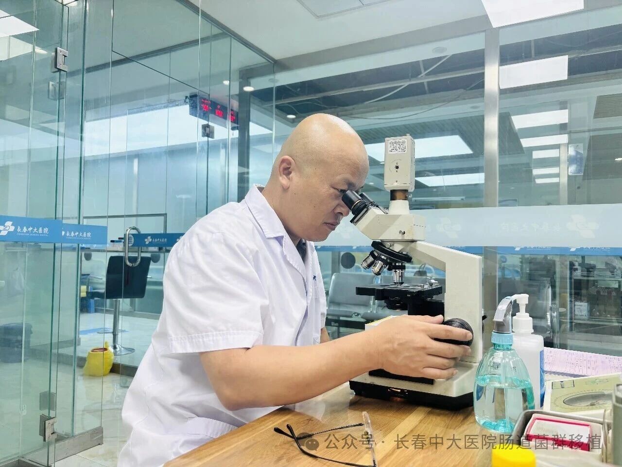 唐山市|高朋磊医师：左手男科临床，右手肠道菌群移植深入研究